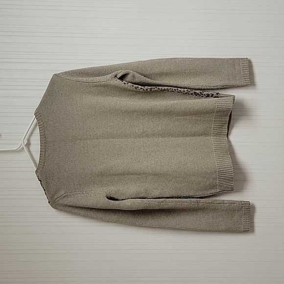 Ann Taylor snap front cardigan beige w/gold sequins. Women's medium. wool blend - Picture 6 of 7